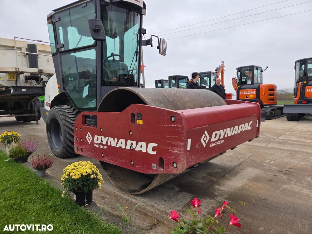 Dynapac CA1400, 7,7 tone, 2022, 317h, latime tambur 1,7m, cabina inchisa cu Aer conditionat, motor KUBOTA 75CP, lungime 4,5m, inaltime 2,7m, Certificat CE, produs in SUEDIA, posibilitate leasing 4 ani-PROMOTIE 53.900 Eur+Tva - 11