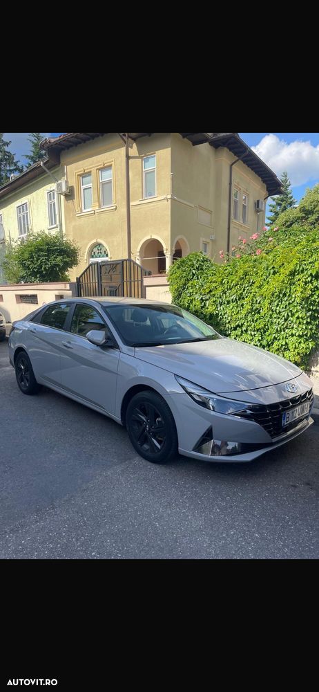 Hyundai Elantra 1.6 l 123 CP CVT Highway - 1