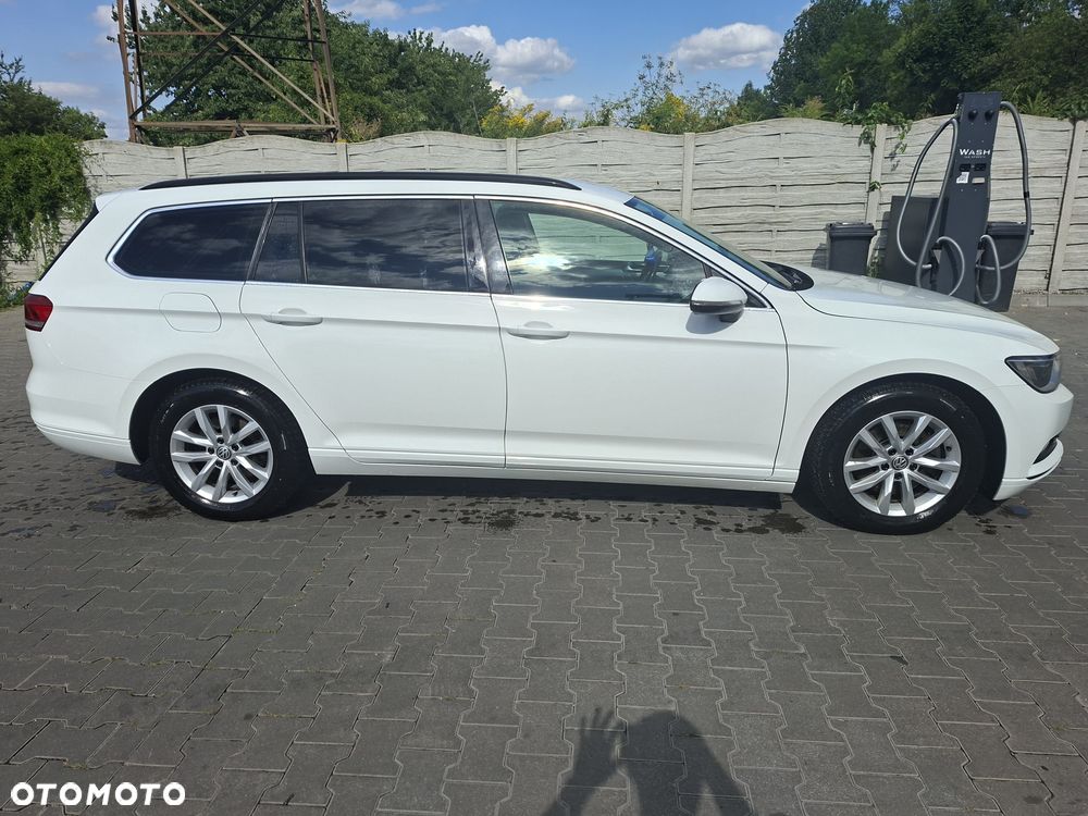 Volkswagen Passat Variant - 4