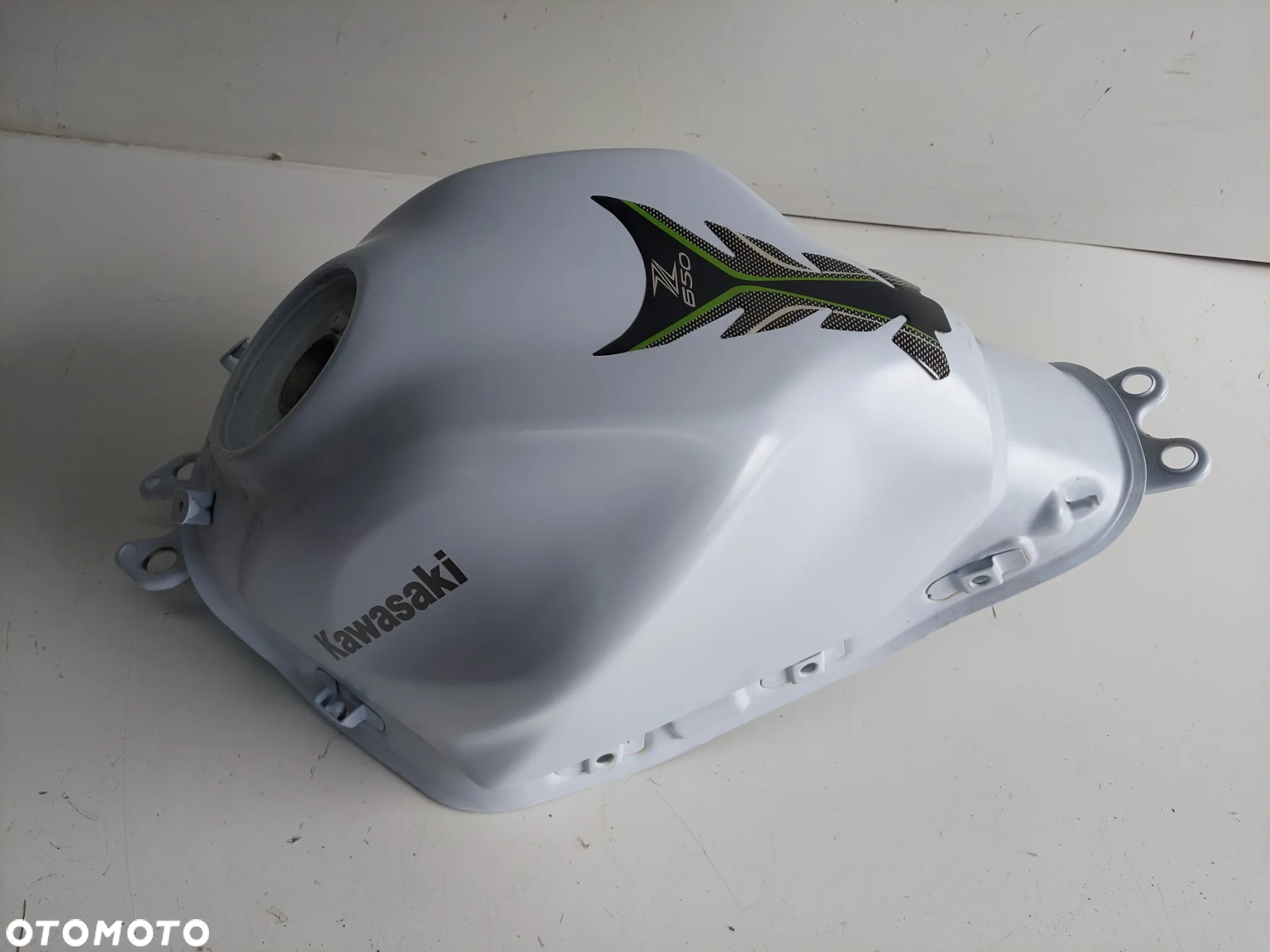 KAWASAKI Z650 Z 650 zbiornik paliwa - 5