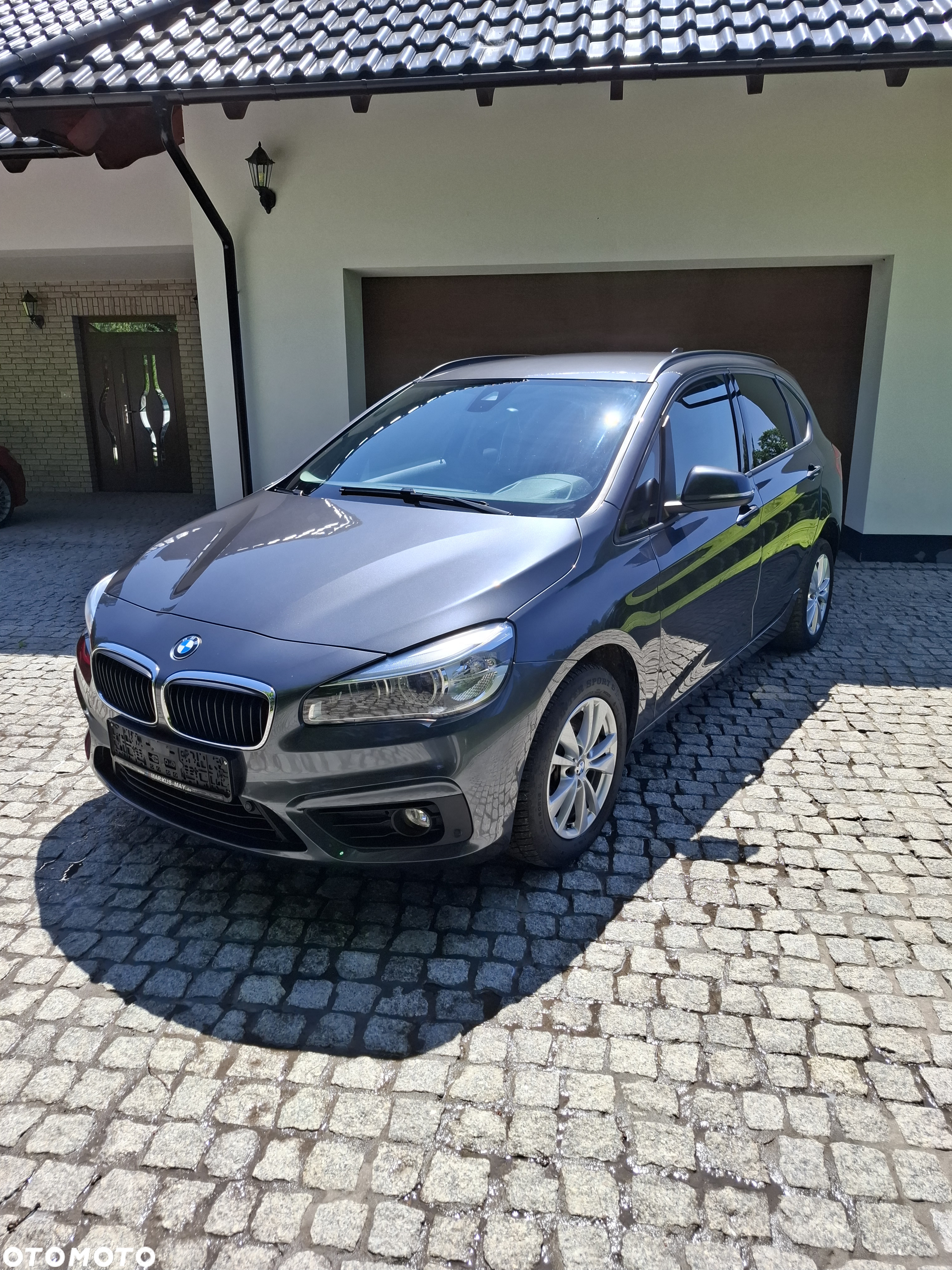 BMW Seria 2 218d - 3