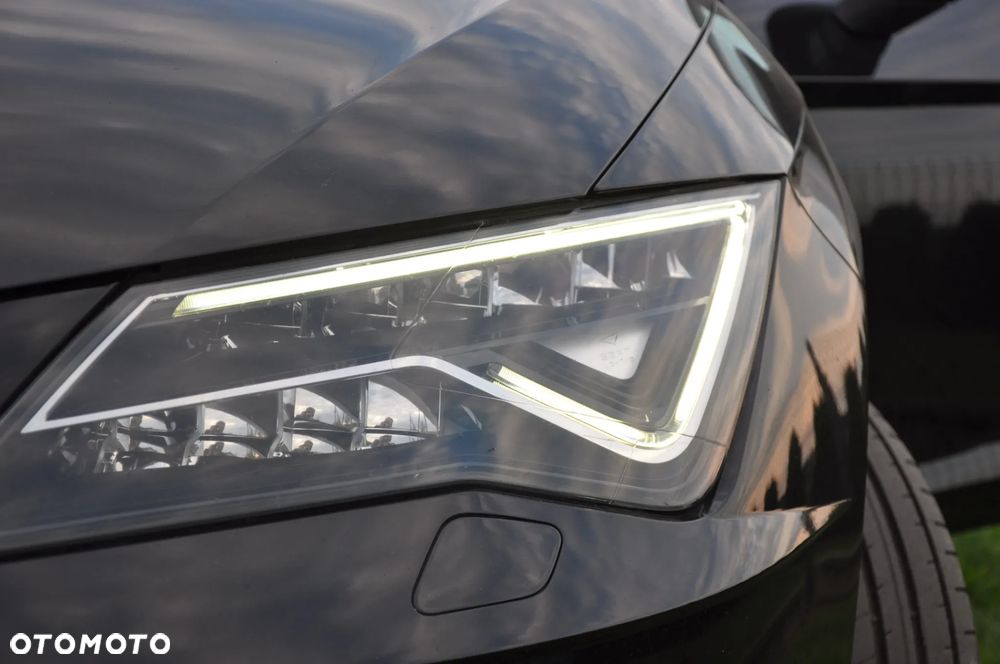 Seat Leon 2.0 TDI DPF Start&Stop DSG XCELLENCE - 19