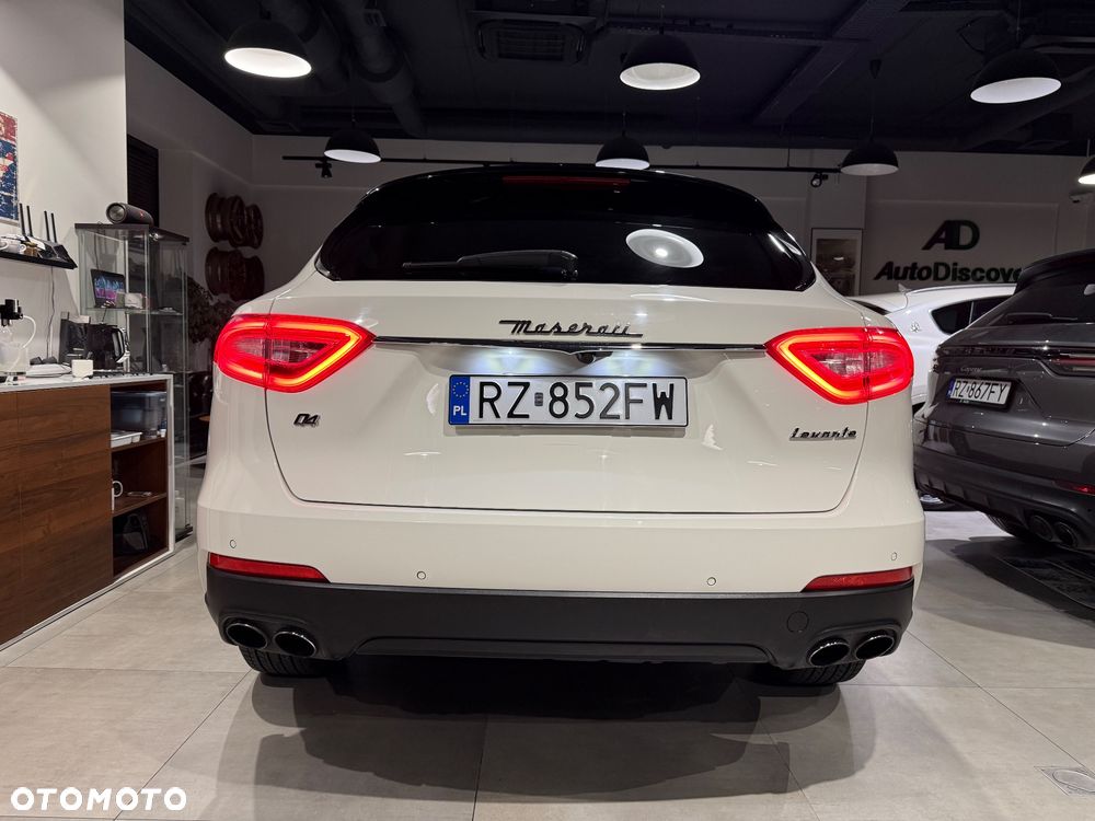 Maserati Levante - 13