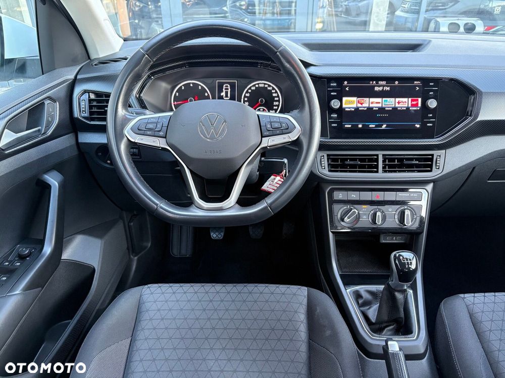 Volkswagen T-Cross - 11