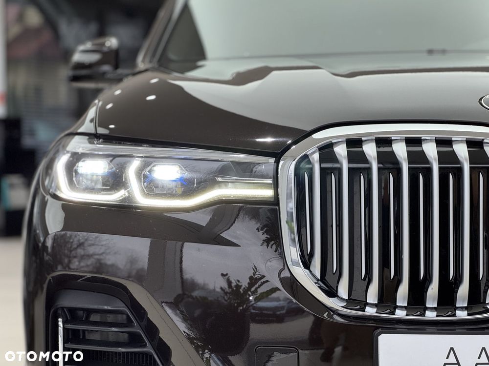 BMW X7 - 40
