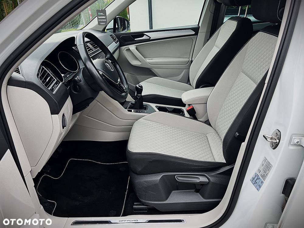 Volkswagen Tiguan 1.5 TSI EVO Comfortline - 38