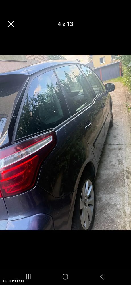 Citroën C4 Picasso - 10