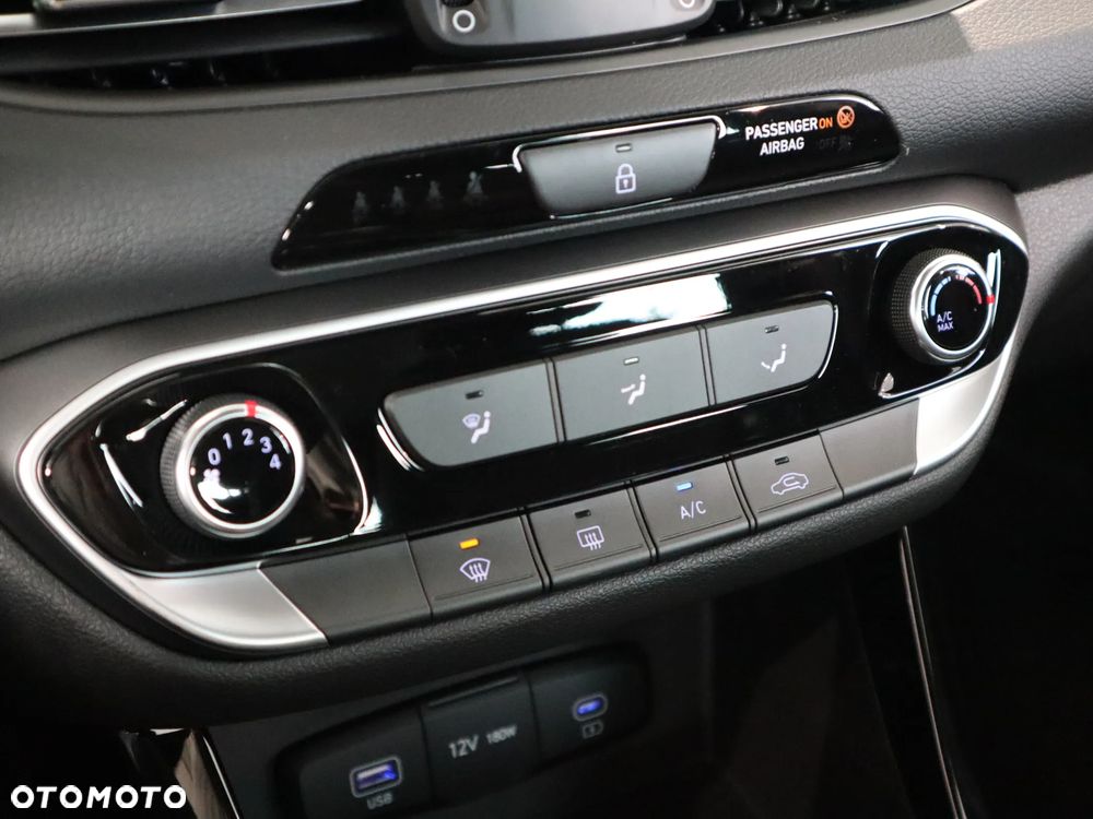 Hyundai i30 1.0 T-GDI Modern - 11