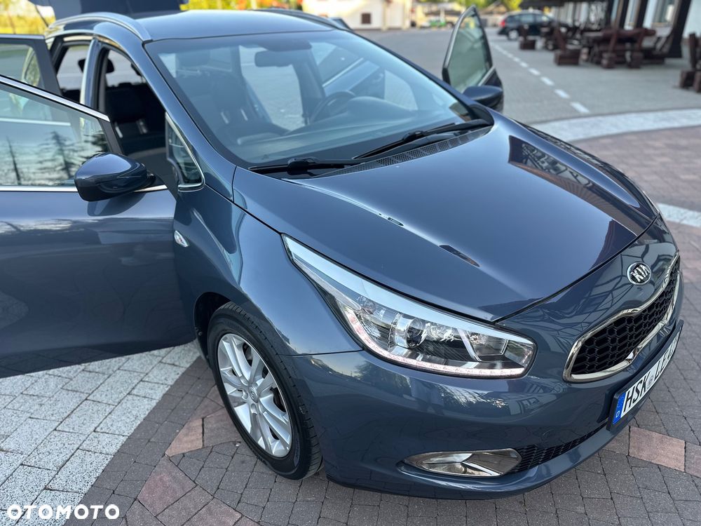 Kia Ceed 1.4 CVVT Dream-Team Edition - 19