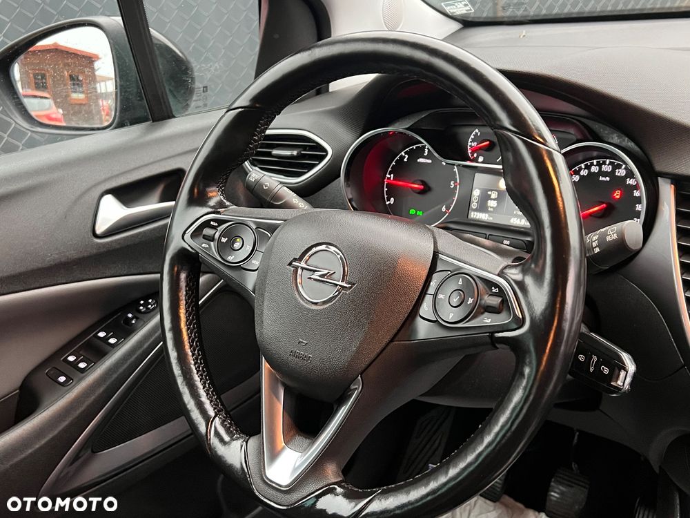 Opel Crossland X - 24