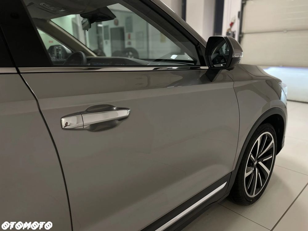 Bestune T77 1.5T Business DCT - 11