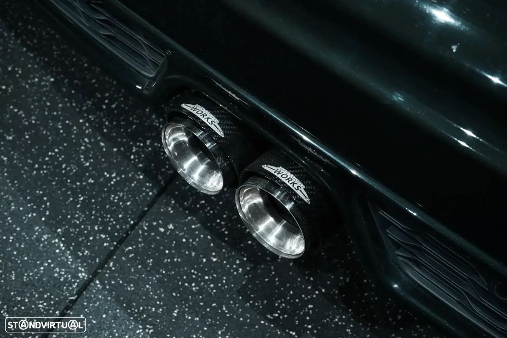 MINI Cabrio John Cooper Works - 9