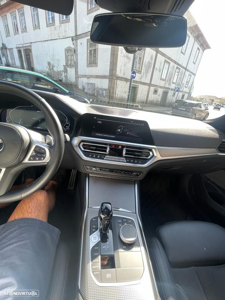 BMW 330 e Pack M Auto - 25