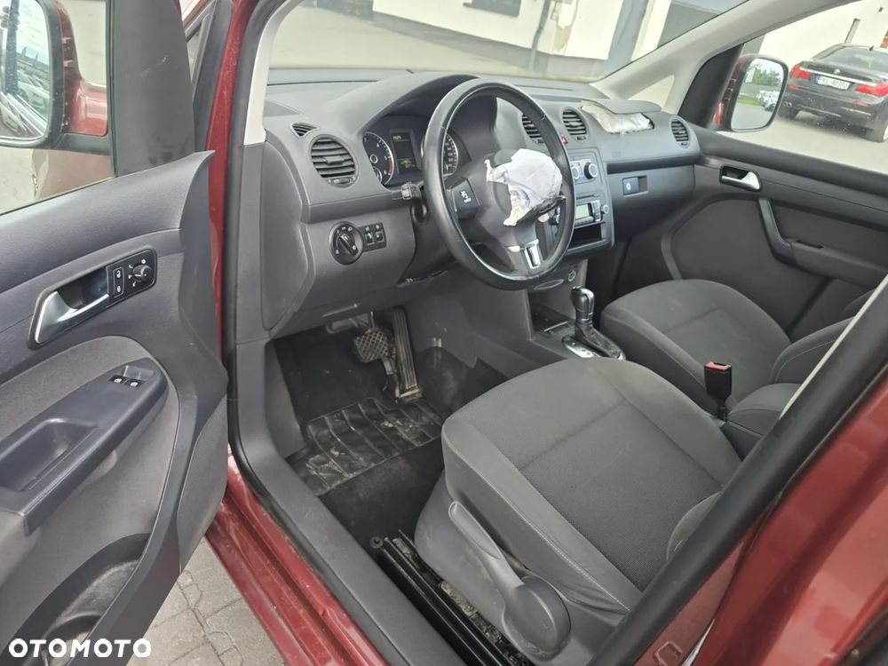 Volkswagen Caddy Trendline DSG - 21