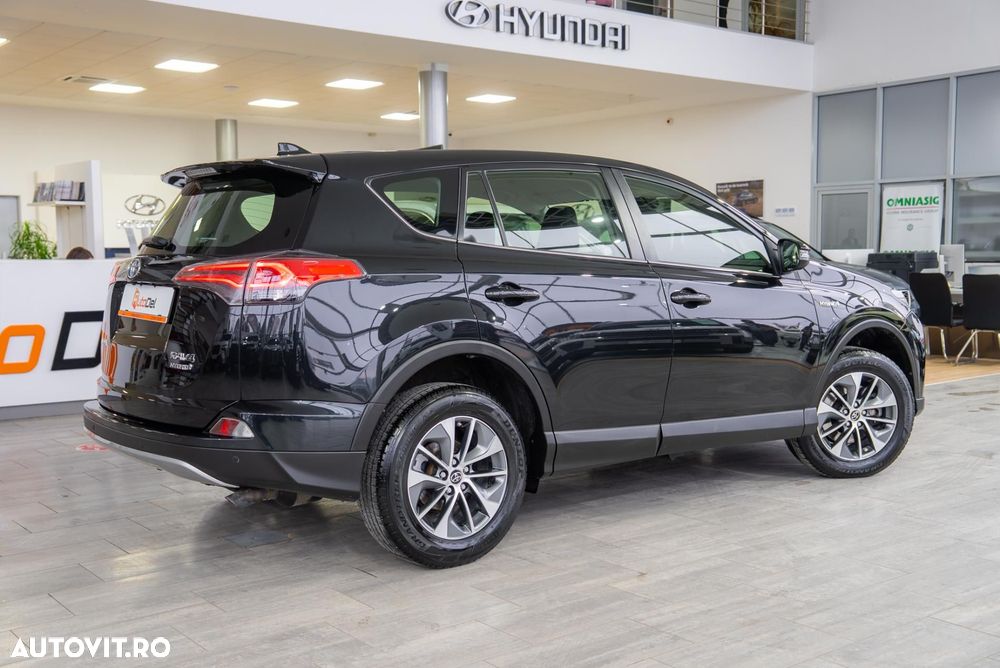 Toyota RAV4 2.5 VVT-i 4x4 Executive - 10