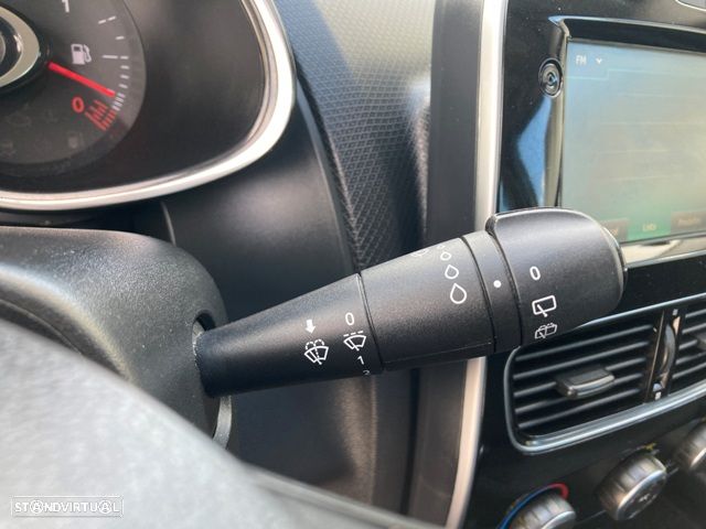 Renault Clio 0.9 TCE Dynamique S - 13