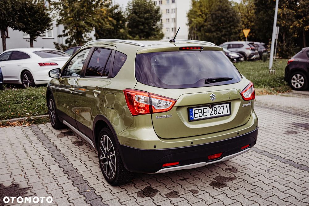 Suzuki SX4 1.6 Comfort Plus - 12