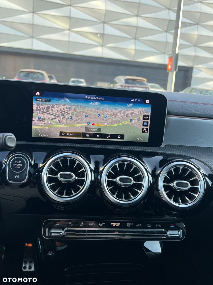 Mercedes-Benz CLA - 16