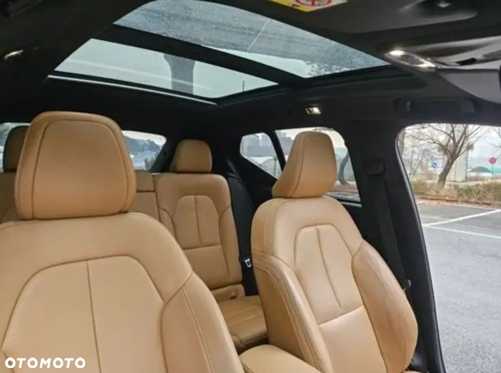 Volvo XC 40 B5 B AWD Inscription - 18
