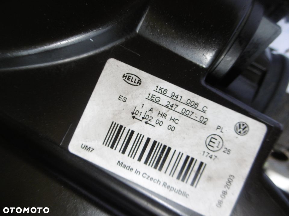 Lampa prawa VW GOLF V HELLA EUROPA - 3
