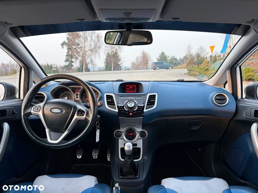 Ford Fiesta 1.6 Ti-VCT Sport - 11