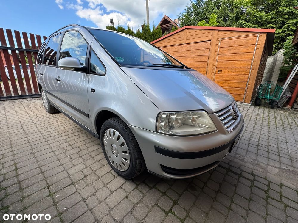 Volkswagen Sharan 2.0 Basis - 5