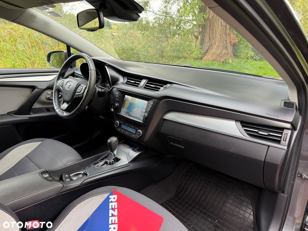 Toyota Avensis Touring Sports 1.8 Multidrive S Edition S+ - 12