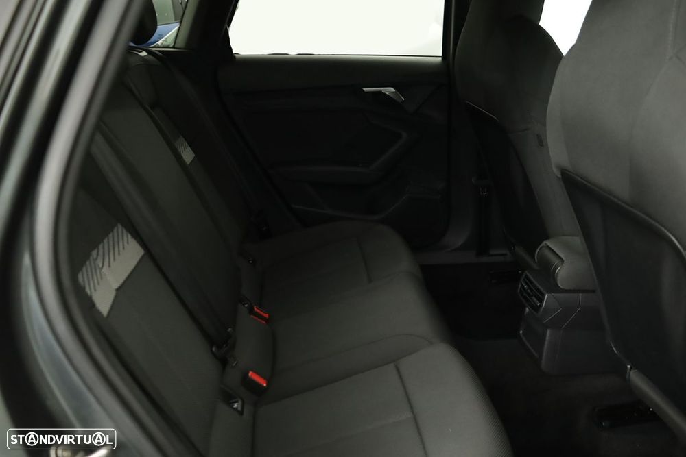 Audi A3 Sportback 45 TFSIe S line - 22
