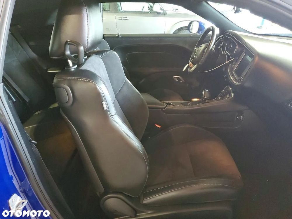 Dodge Challenger Automatik SXT Plus - 8
