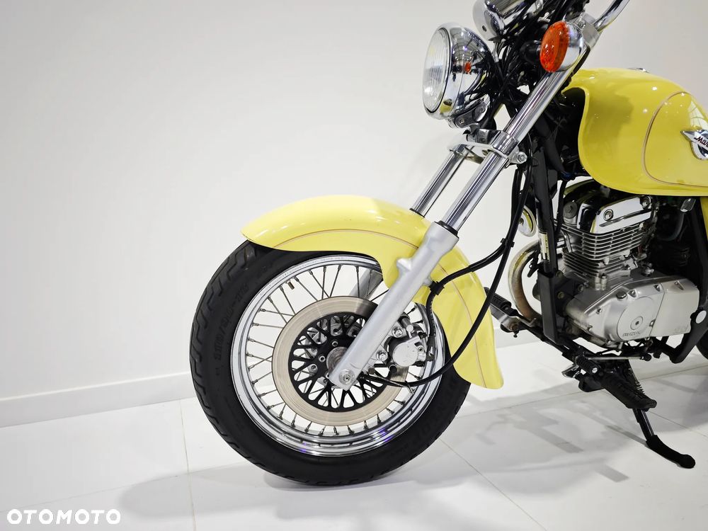 Suzuki Marauder - 10