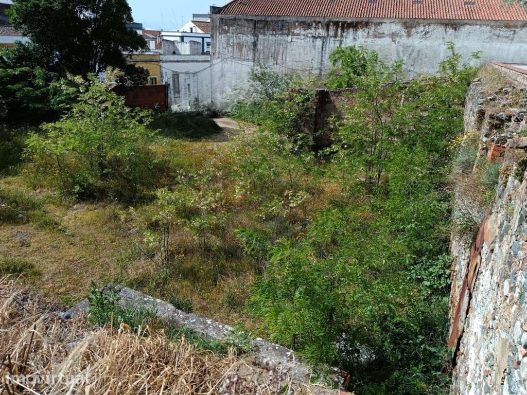 Terreno urbano, Beja - Grande imagem: 5/25