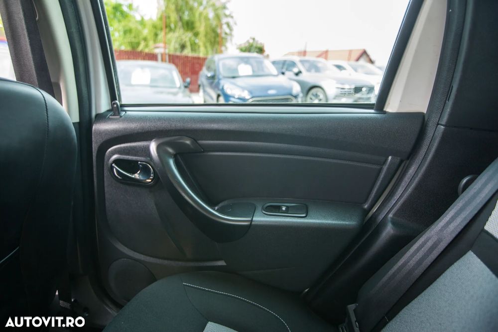 Dacia Duster 1.5 dCi 4x2 Prestige - 25