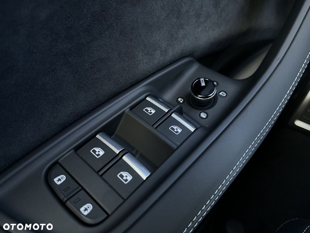 Audi Q8 - 34