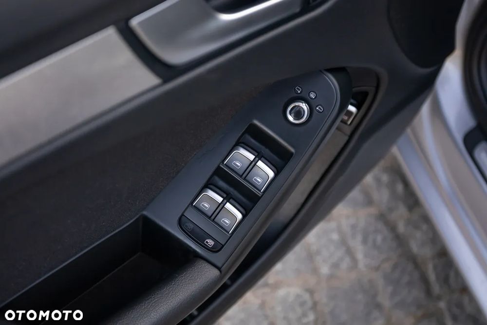 Audi A4 Limousine 2.0 TDI DPF Ambiente - 21