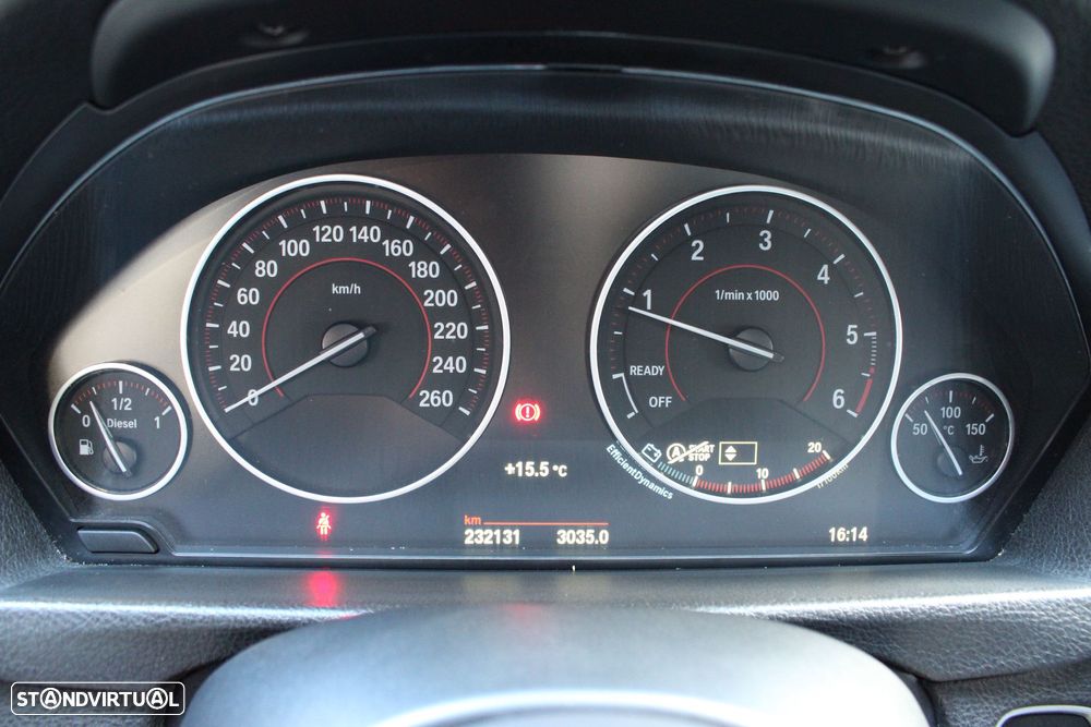 BMW 320 d Pack M - 10