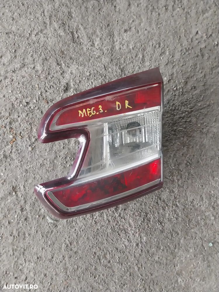 VAND STOP DE PE HAYON PARTEA DREAPTA PENTRU RENAULT MEGANE 3, 2008-2016 - 1