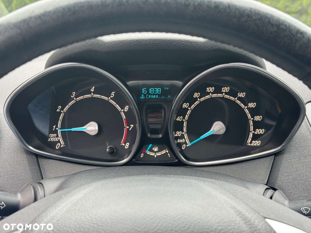 Ford Fiesta - 13