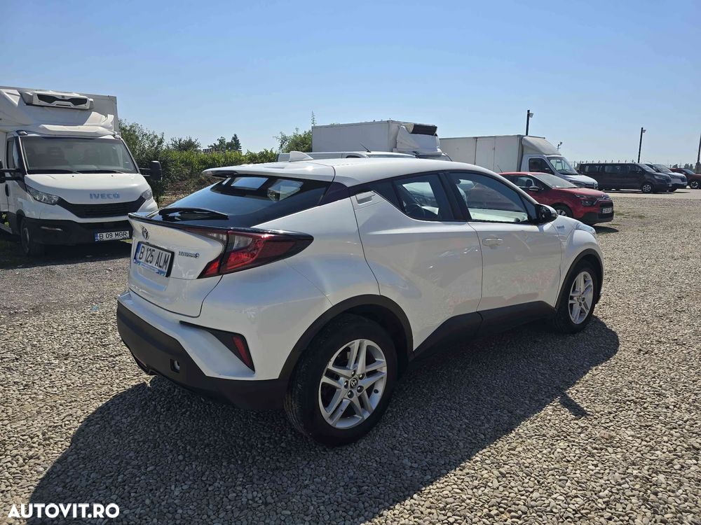 Toyota C-HR - 4