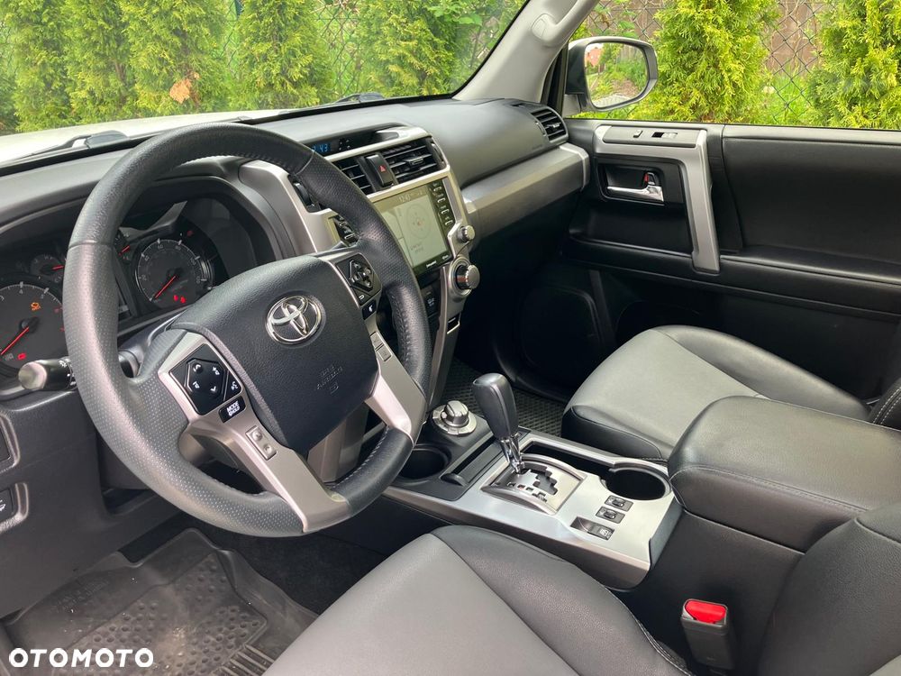 Toyota 4-Runner - 14