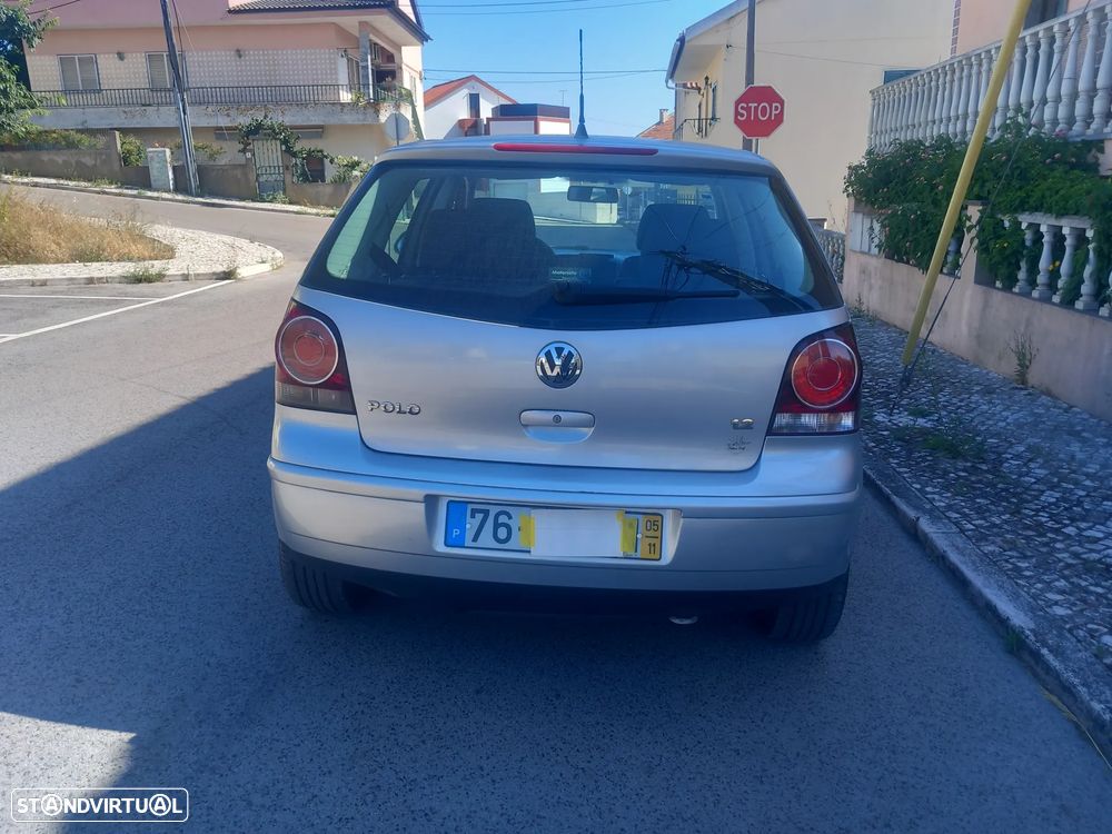 VW Polo 1.2 Confortline - 2