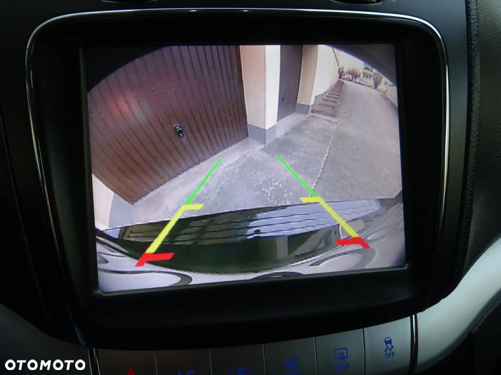 Fiat Freemont 2.0 Multijet 16V DPF Urban - 12