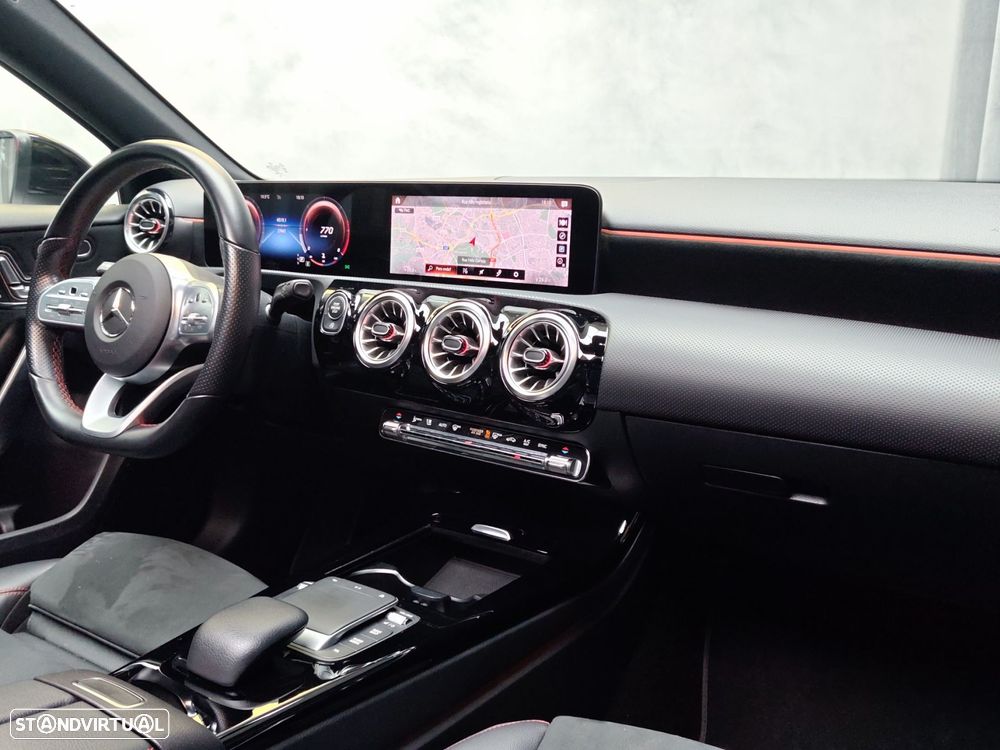 Mercedes-Benz A 200 Limousine d AMG Line Aut. - 12