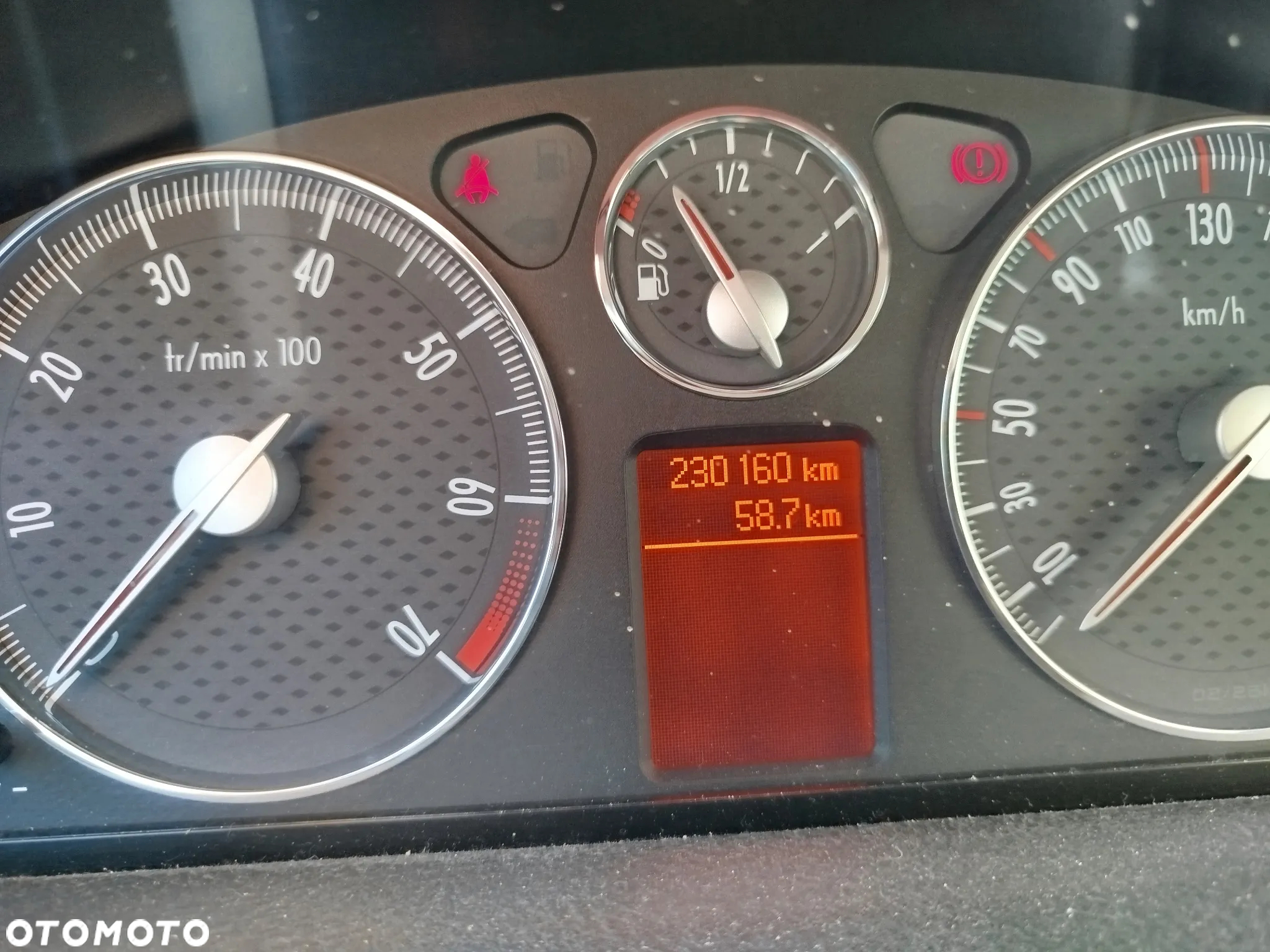 Peugeot 407 - 6
