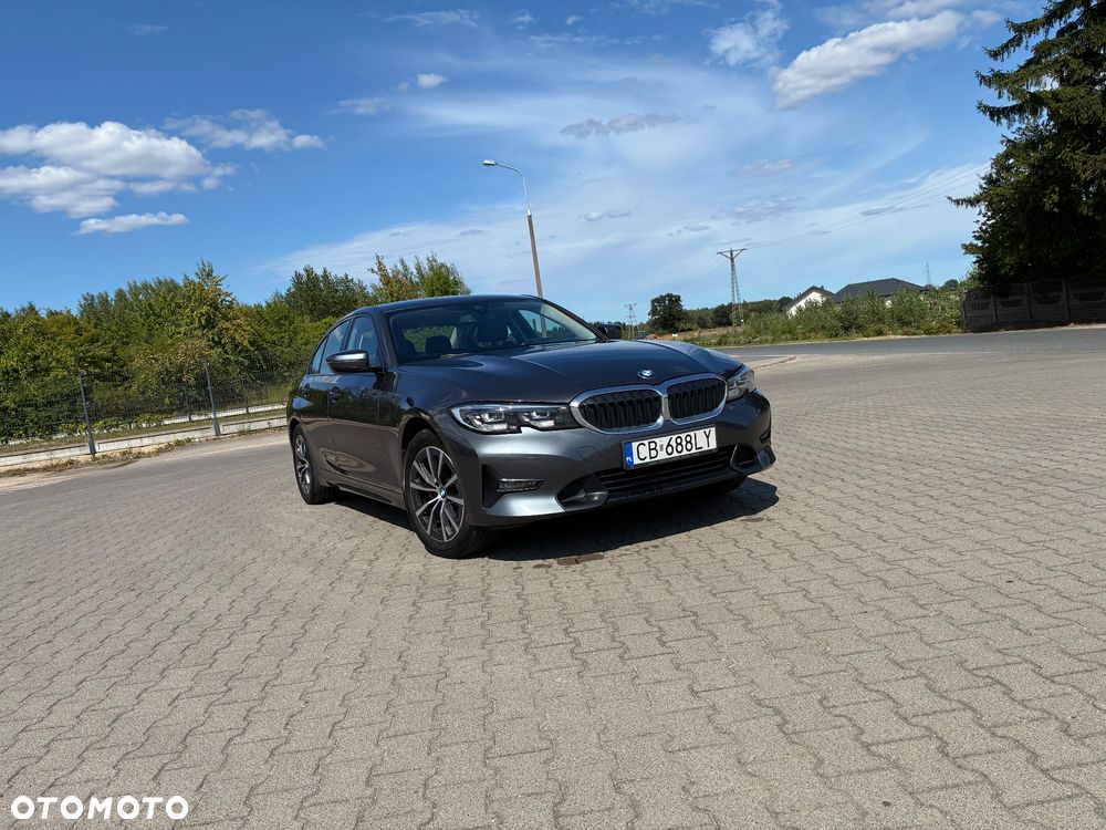 BMW Seria 3 318i Sport Line - 1