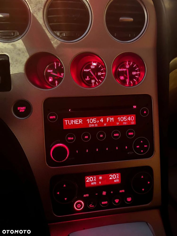 Alfa Romeo 159 1.9 JTDM 16V DPF Q-Tronic - 12