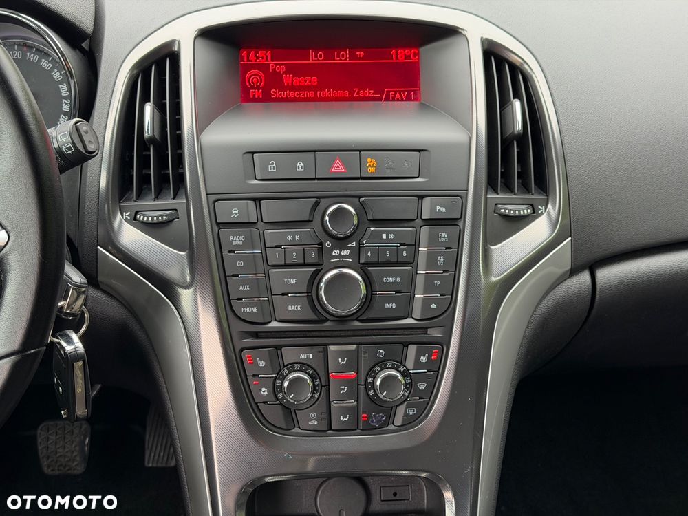 Opel Astra 1.4 Turbo Cosmo - 30