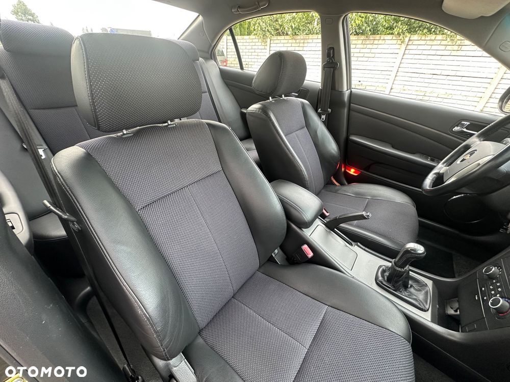 Chevrolet Epica 2.0 LS - 34