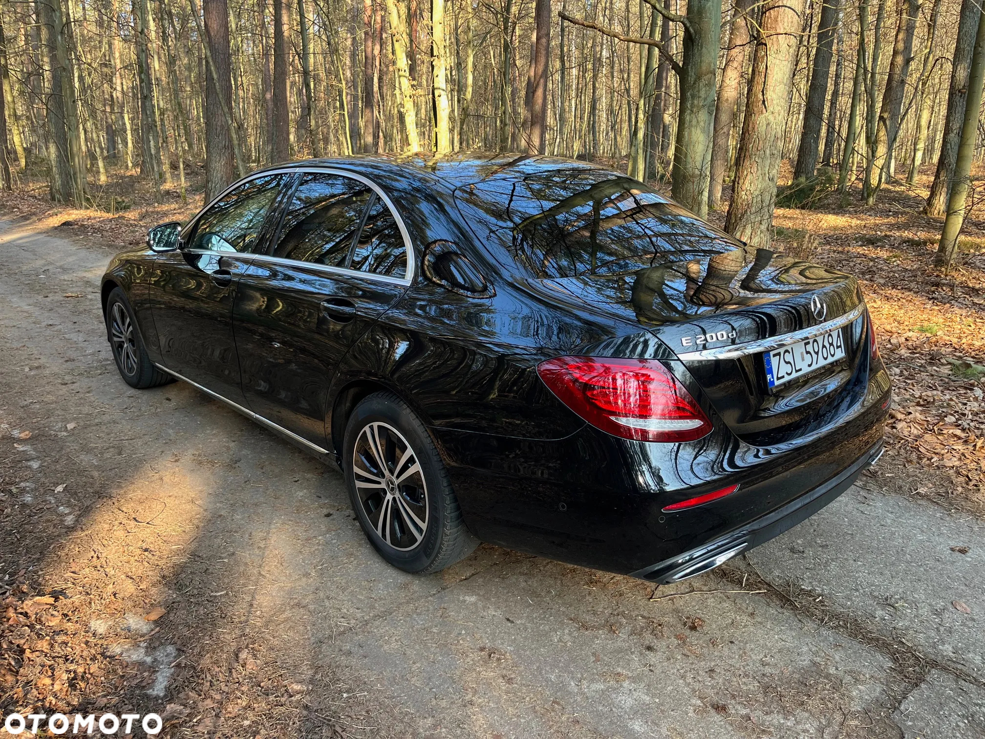 Mercedes-Benz Klasa E 200 d T 9G-TRONIC - 8