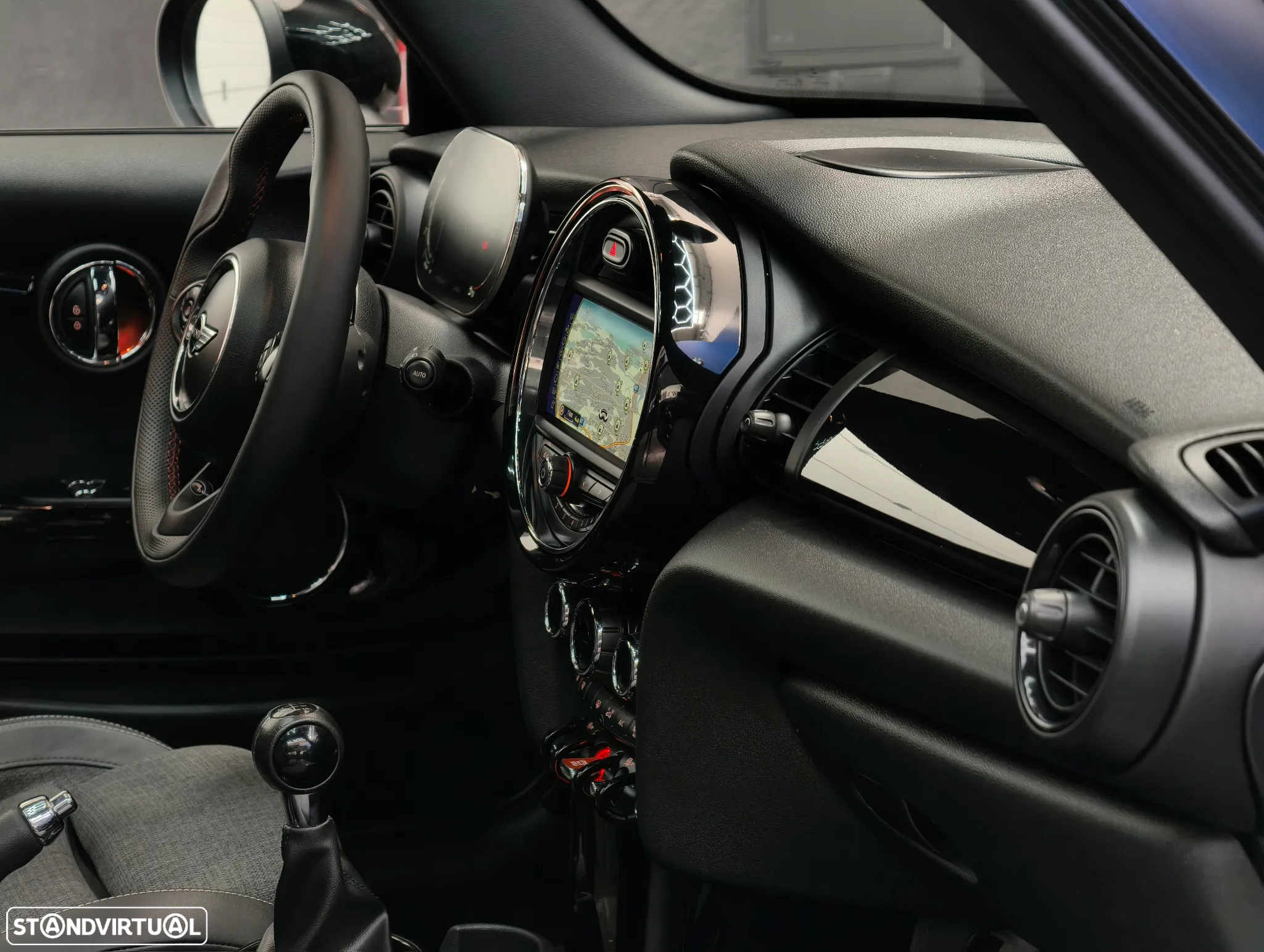 MINI 3 Portas Cooper D - 52