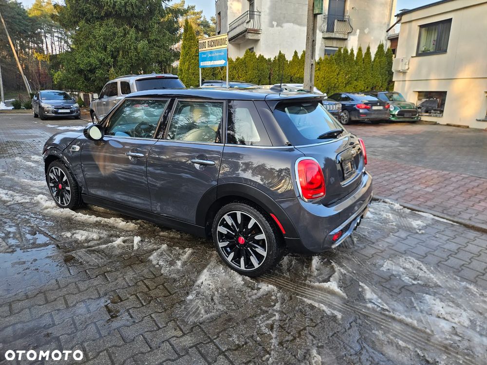 MINI Cooper S - 1